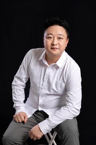 文旅景觀研究院  設(shè)計(jì)院長 黃杰